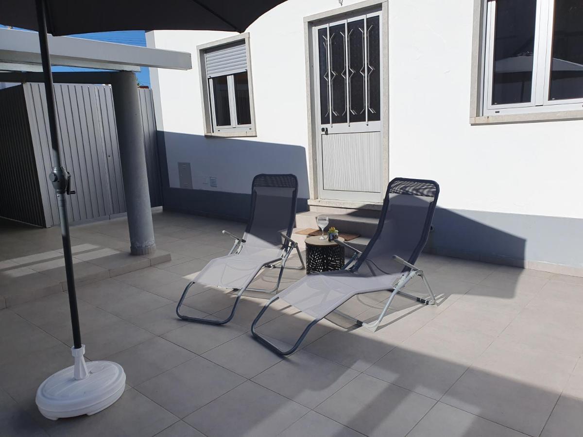 Casa da Avó Laurinda Valado de Frades Exterior foto
